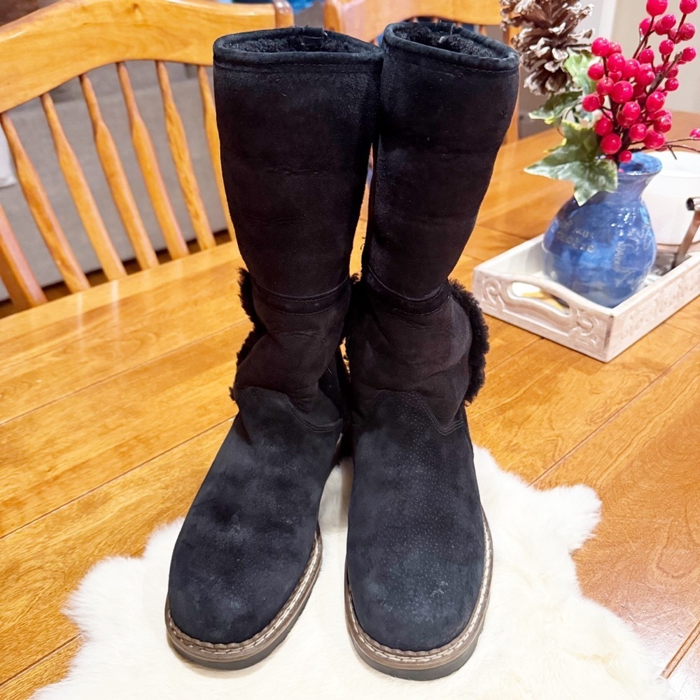 Blondo Suede Boots Waterproof & Real Shearling Lining 8.5